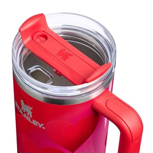 Stanley 40 oz Stainless Steel H2.0 Flowstate Quencher Tumbler Rouge Heart - Picture 3 of 3